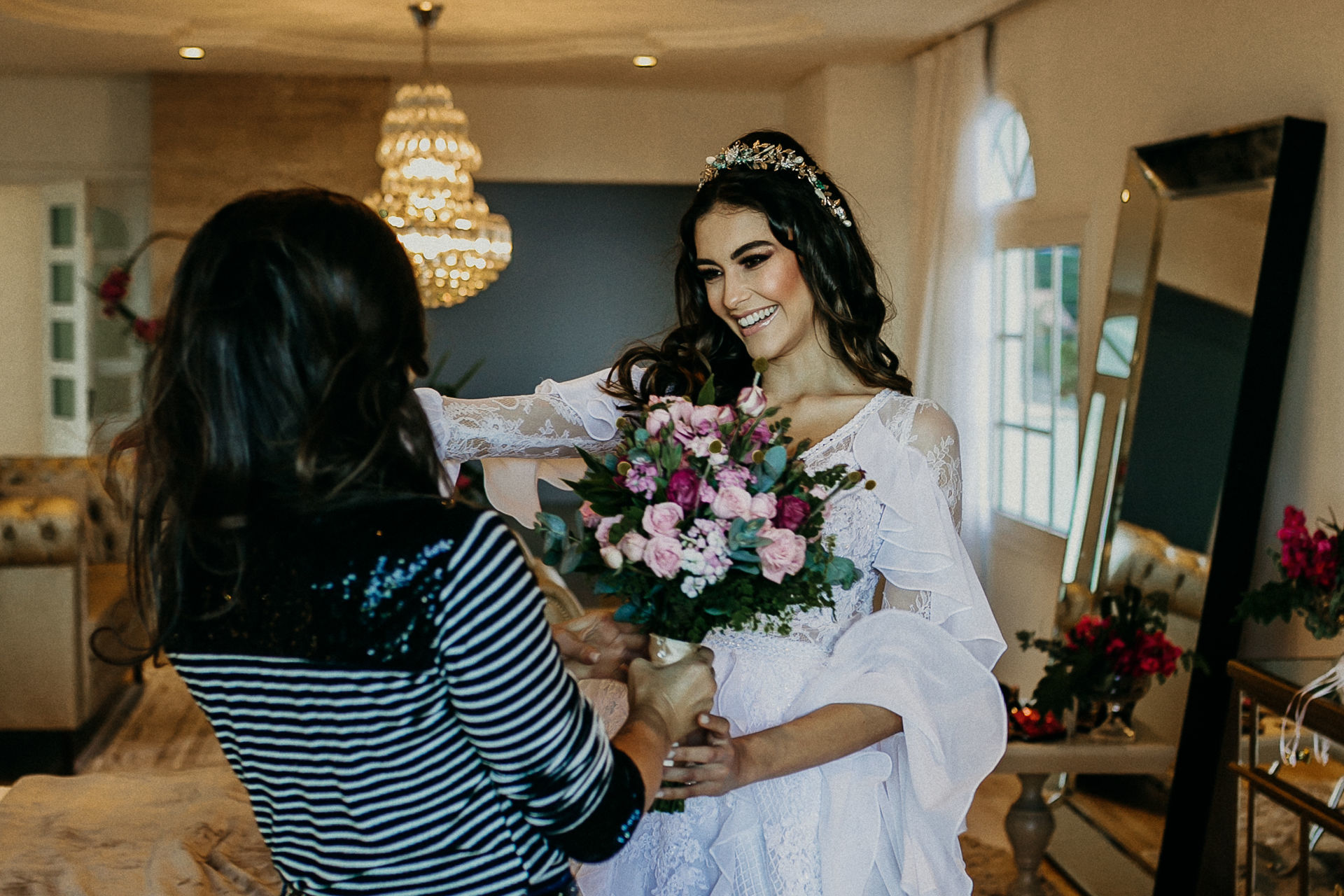 Foto Casamento dos sonhos em Balneário Camboriú, Santa Catarina. Noiva pé na areia. Foto Casamento dos sonhos em Balneário Camboriú, Santa Catarina. Noiva pé na areia. - Imagem 68