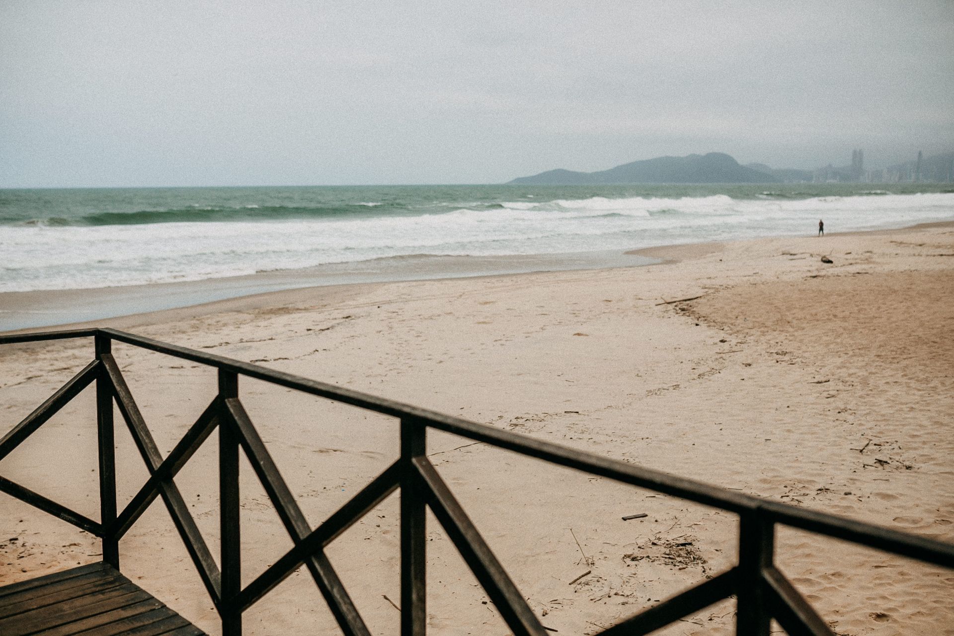 Foto Ensaio de Gestante, Praia do Morcego, Itajaí, SC. Foto Ensaio de Gestante, Praia do Morcego, Itajaí, SC. - Imagem 2