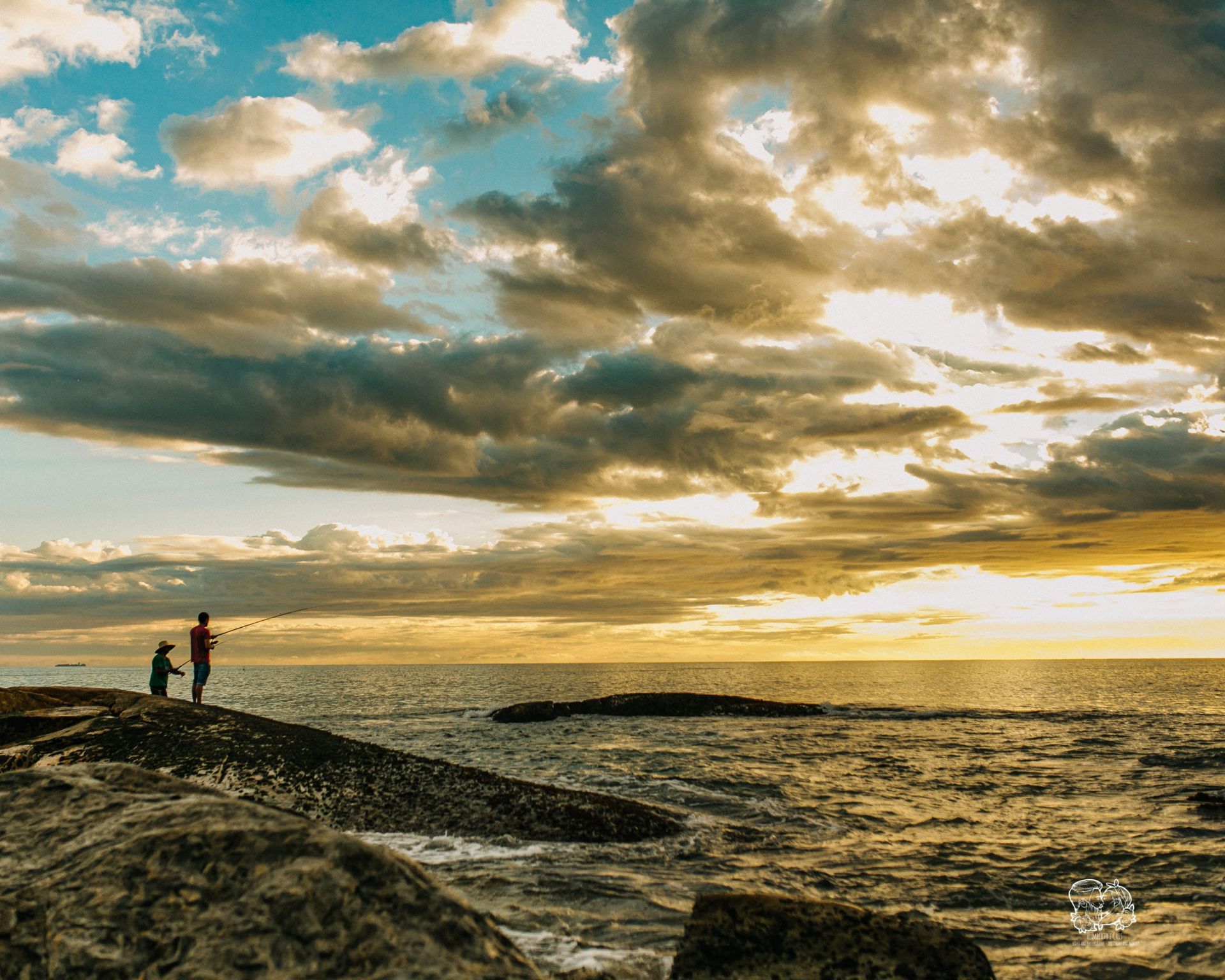 Foto Ensaio de Casal no Nascer do Sol na Praia do Estaleirinho em Balneário Camboriú Foto Ensaio de Casal no Nascer do Sol na Praia do Estaleirinho em Balneário Camboriú - Imagem 58