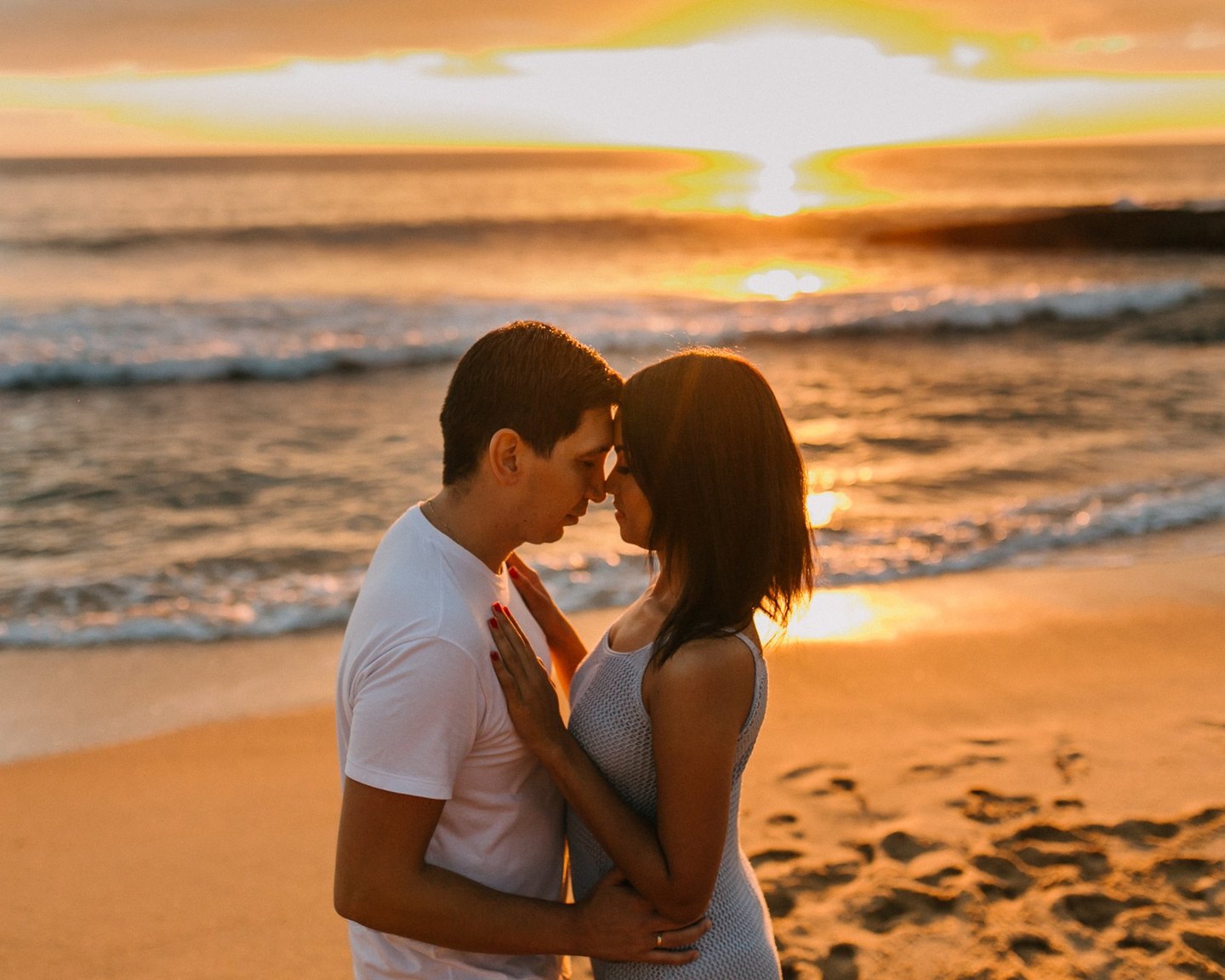 .Dicas para fotos de Pré Casamento no nascer do Sol em Algarve, Portugal. .Dicas para fotos de Pré Casamento no nascer do Sol em Algarve, Portugal.